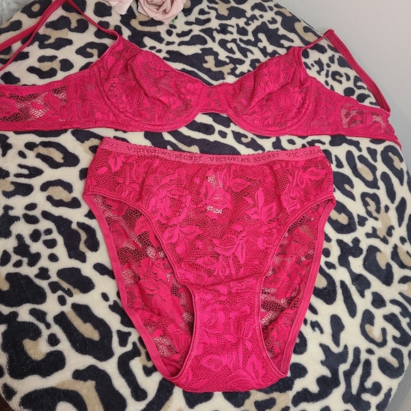 New Vtg Victoria's Secret Signature Lace Bra/ Panty Set 34C/sm - Picture 7 of 11